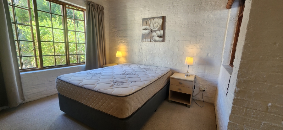 1 Bedroom Property for Sale in Kirstenhof Western Cape